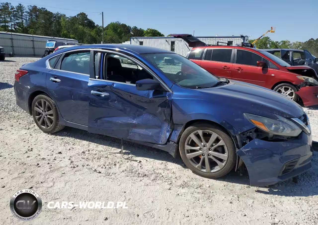 2018 Nissan Altima 2.5 VIN:1N4AL3AP0JC148860 - 4