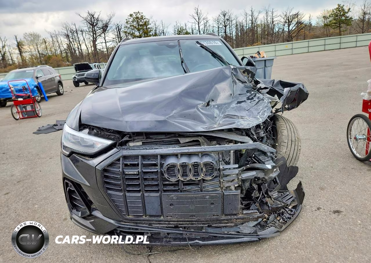 2022 Audi Q3 Quattro VIN:WA1DECF30N1132256 - 5