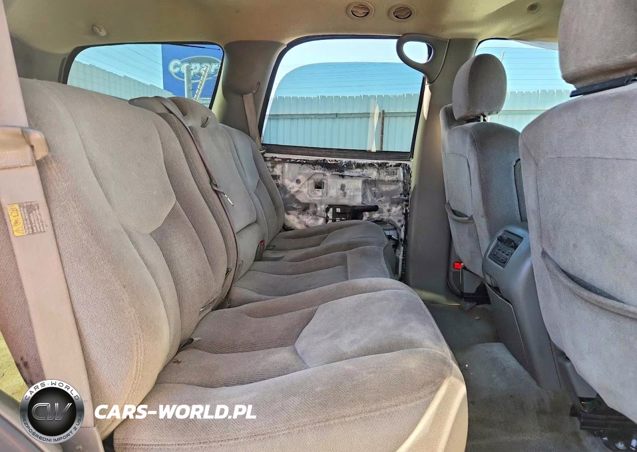 2004 GMC Yukon VIN:1GKEC13T64J227075 - 11