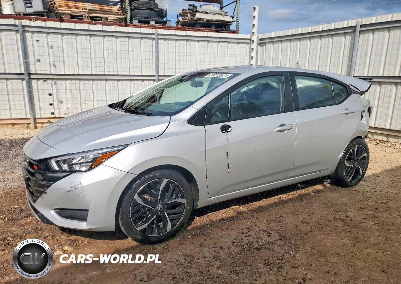 2024 Nissan Versa Sr – zdjęcie 1 z 12