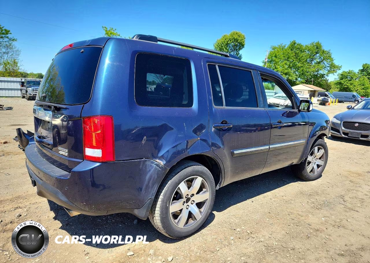 2012 Honda Pilot Touring VIN:5FNYF4H91CB020811 - 3