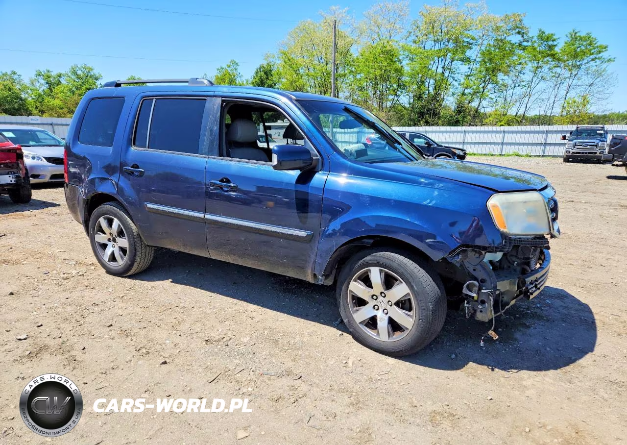 2012 Honda Pilot Touring VIN:5FNYF4H91CB020811 - 4