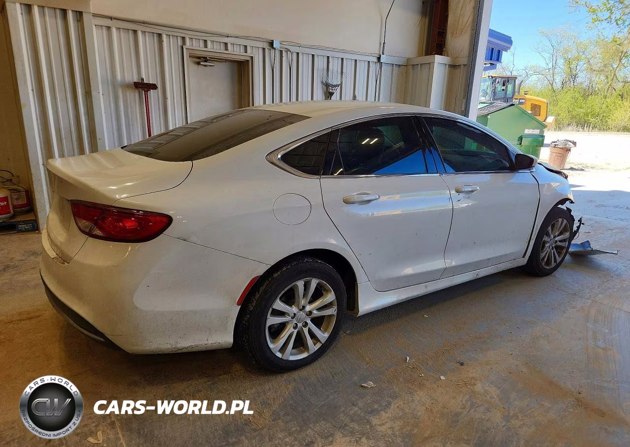 2015 Chrysler 200 Limited VIN:1C3CCCAB1FN742848 - 3