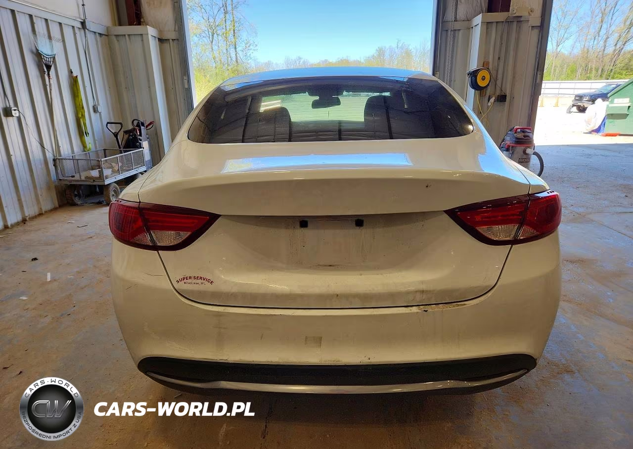2015 Chrysler 200 Limited VIN:1C3CCCAB1FN742848 - 6