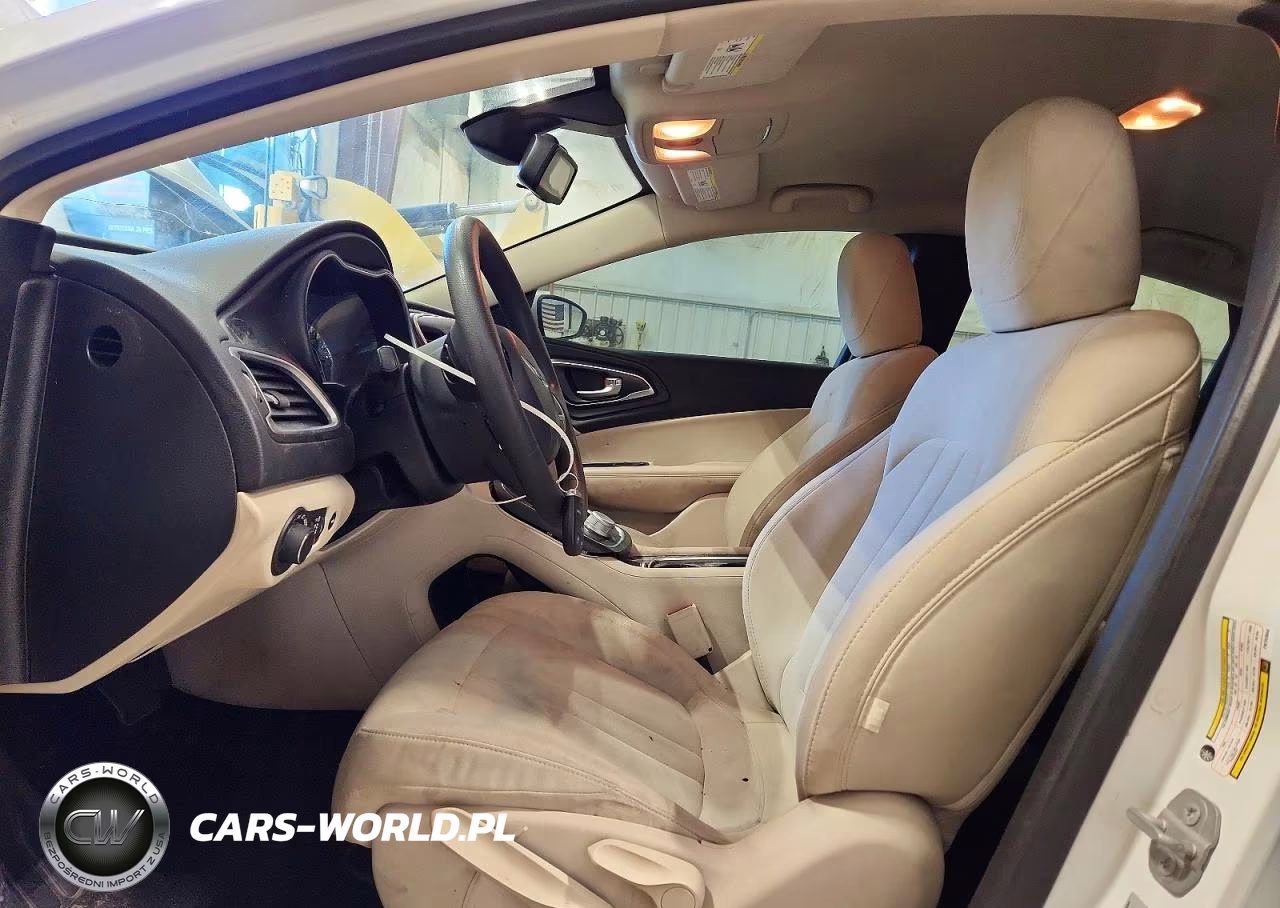 2015 Chrysler 200 Limited VIN:1C3CCCAB1FN742848 - 7