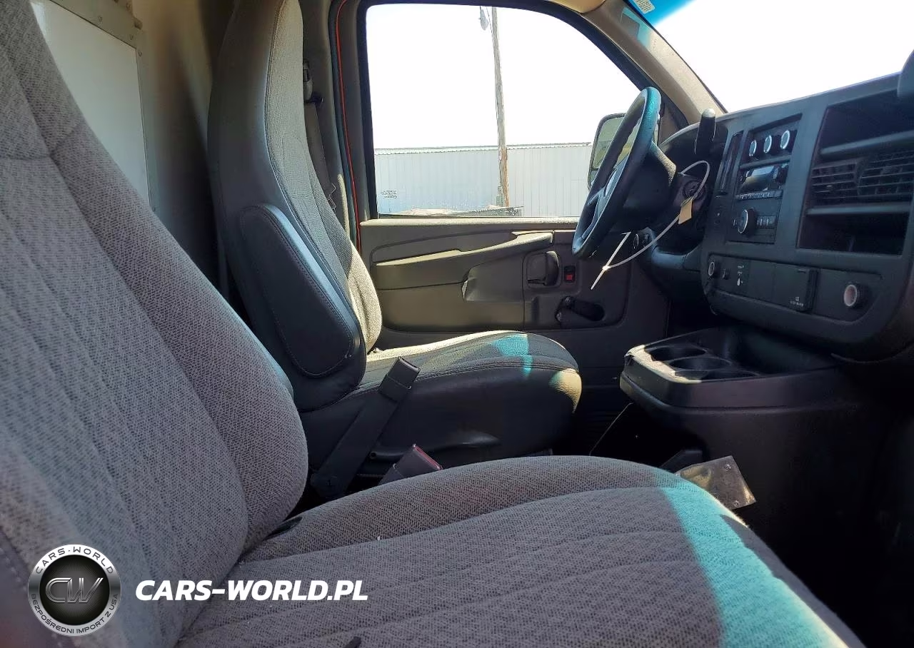 2015 Chevrolet Express G3500 VIN:1GB0G2CF6F1256027 - 11