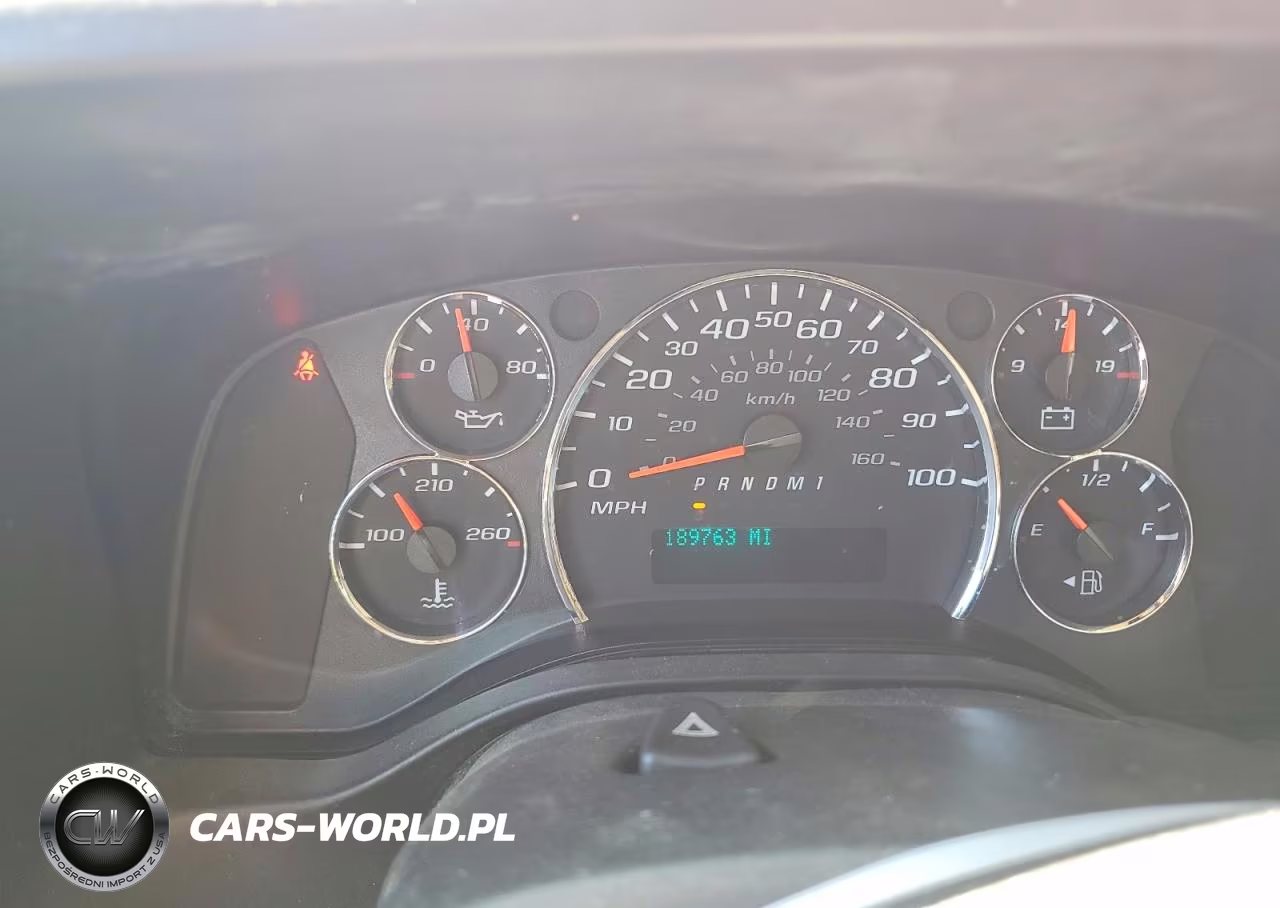 2015 Chevrolet Express G3500 VIN:1GB0G2CF6F1256027 - 9