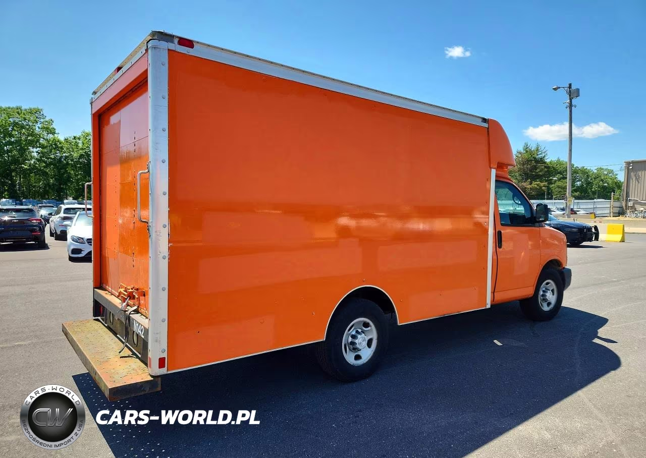 2015 Chevrolet Express G3500 VIN:1GB0G2CF0F1256153 - 3