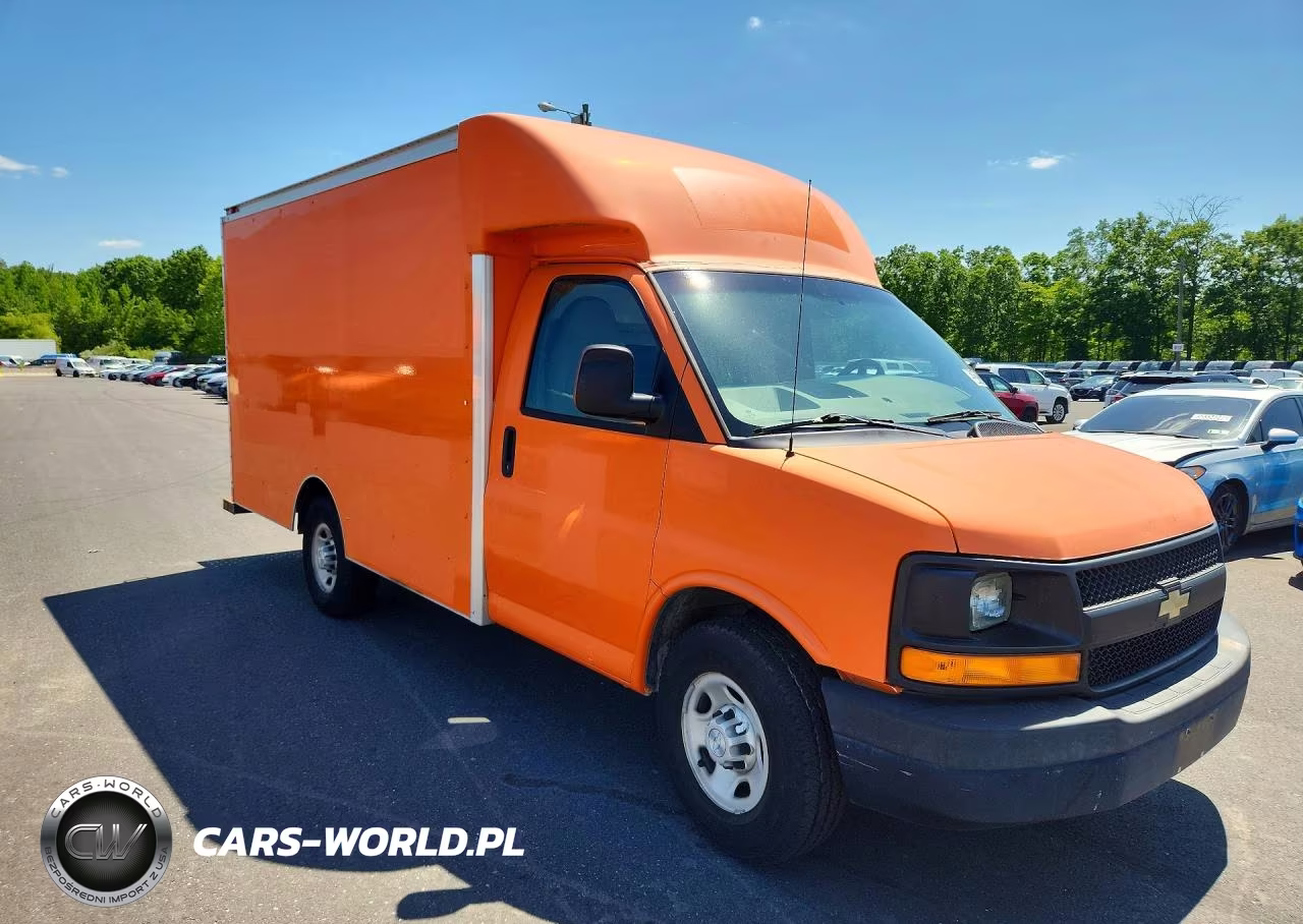 2015 Chevrolet Express G3500 VIN:1GB0G2CF0F1256153 - 4