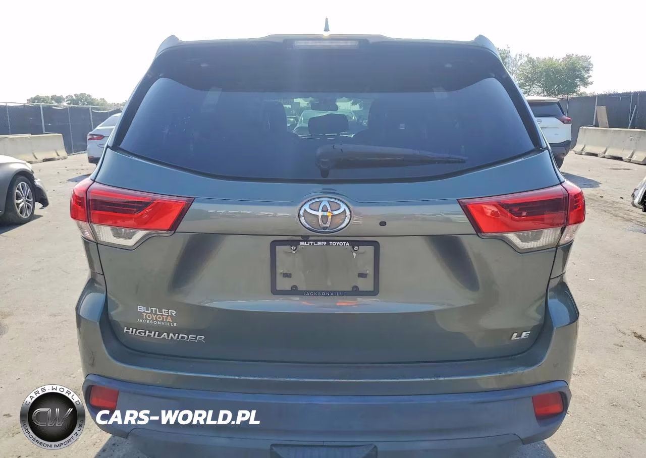 2019 Toyota Highlander Le Plus VIN:5TDZZRFH1KS333290 - 6