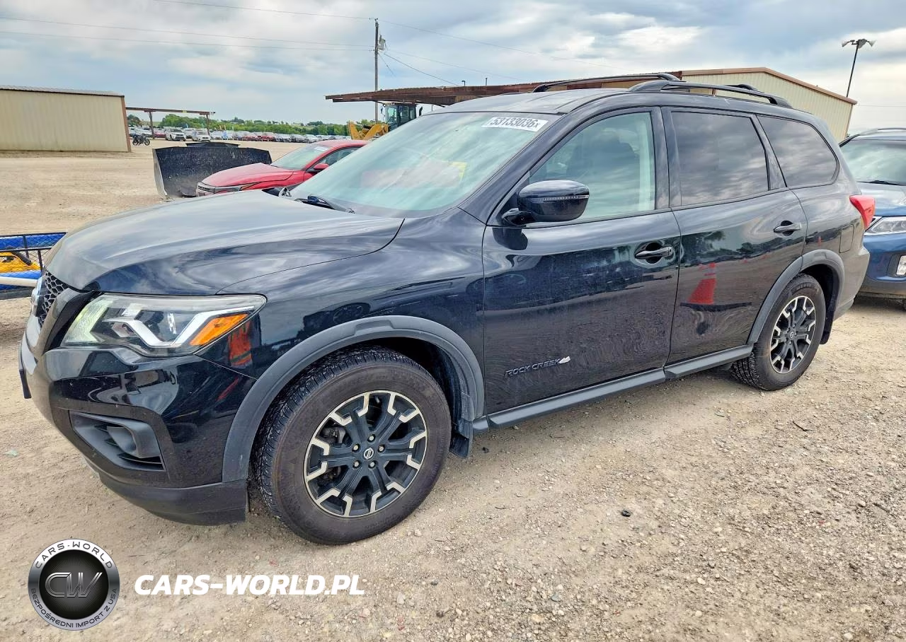 2019 Nissan Pathfinder Sv