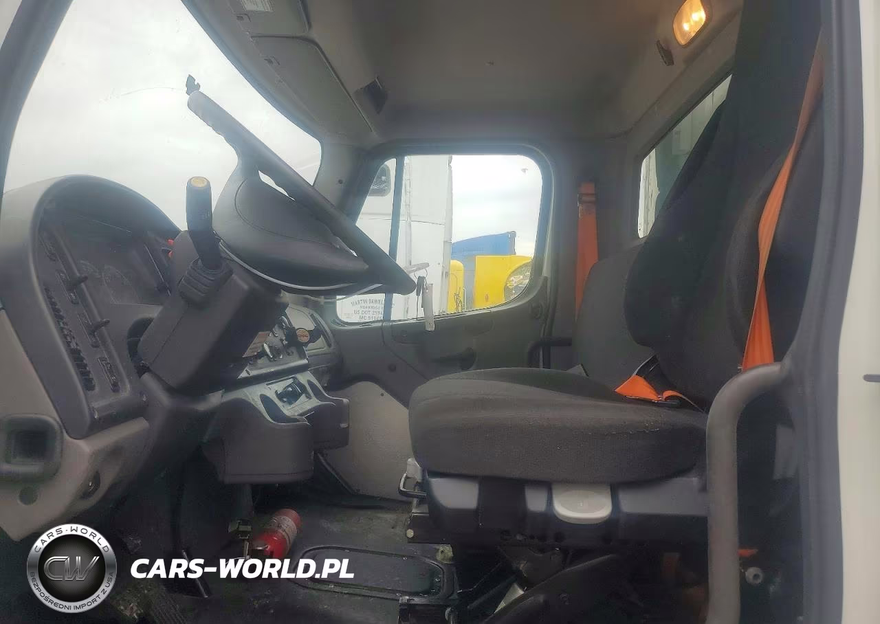 2023 Freightliner Business Class M2 Refrigerated Box Truck VIN:3ALACWFCXPDNZ9348 - 7