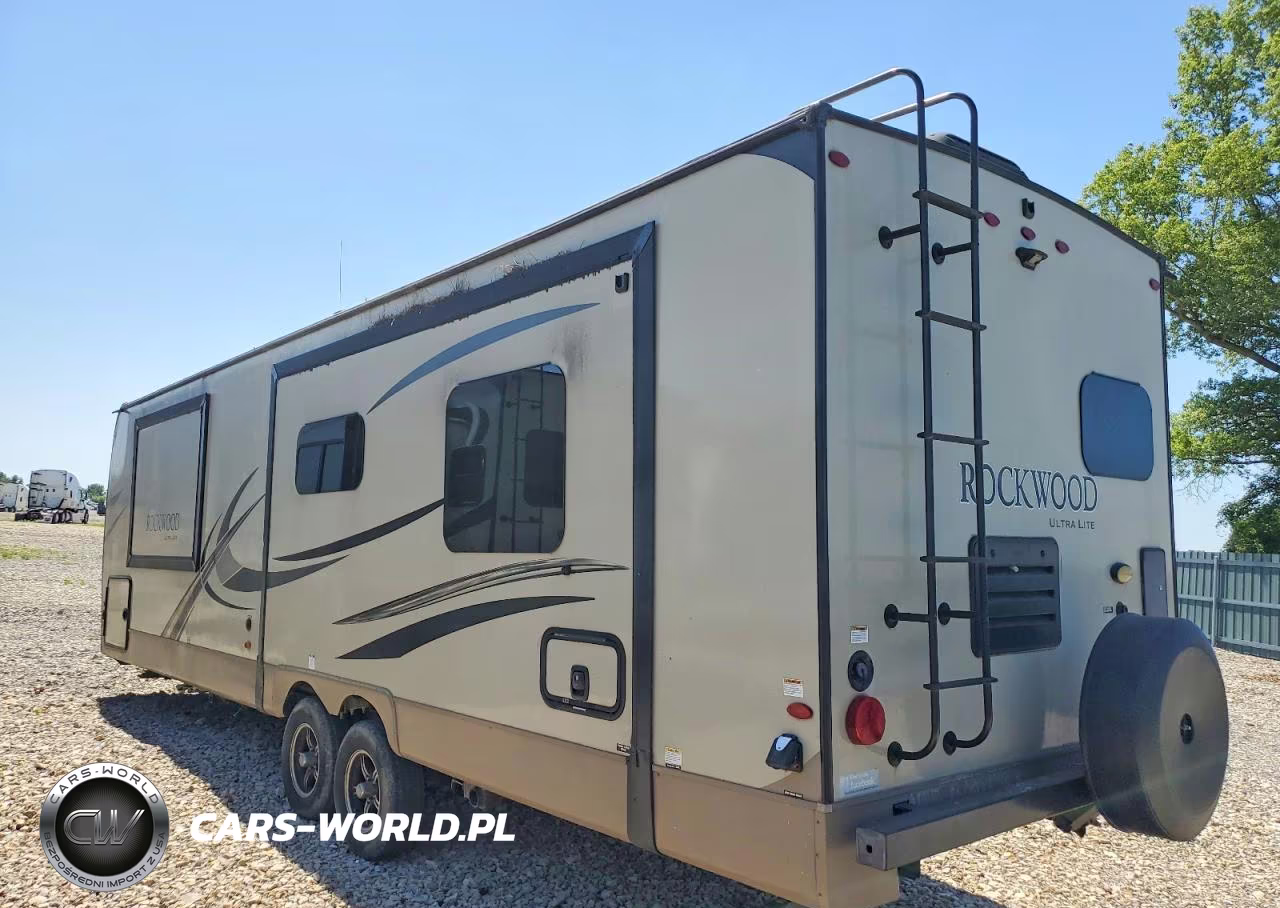 2018 Other Rockwood VIN:4X4TRLE2XJZ156746 - 3