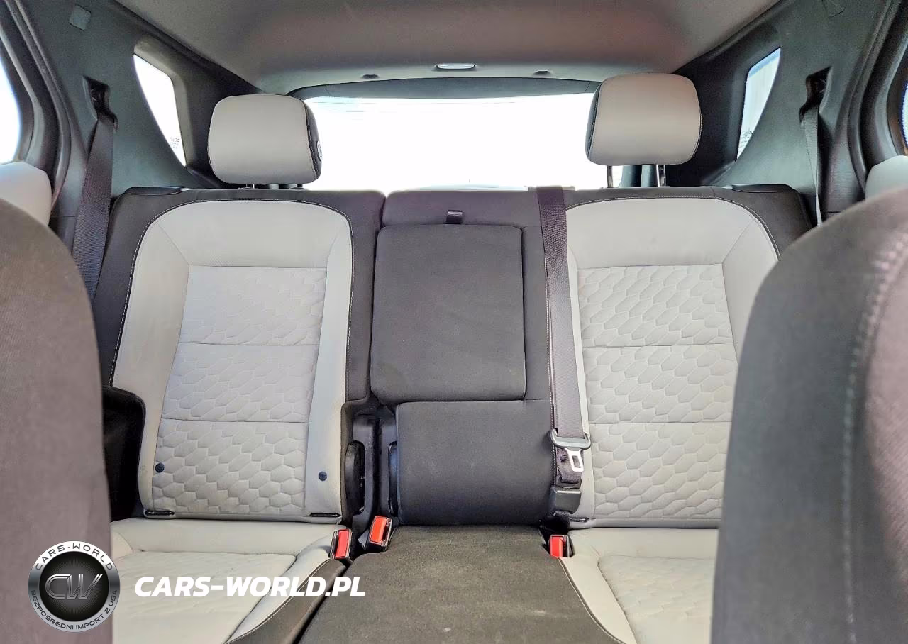 2018 Chevrolet Equinox Ls VIN:3GNAXHEV0JS538007 - 10