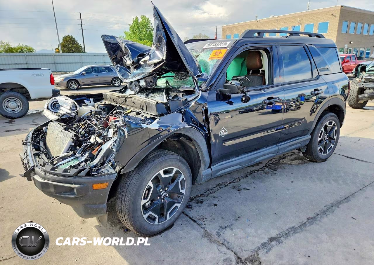 2023 Ford Bronco Sport Outer Banks – zdjęcie 1 z 13