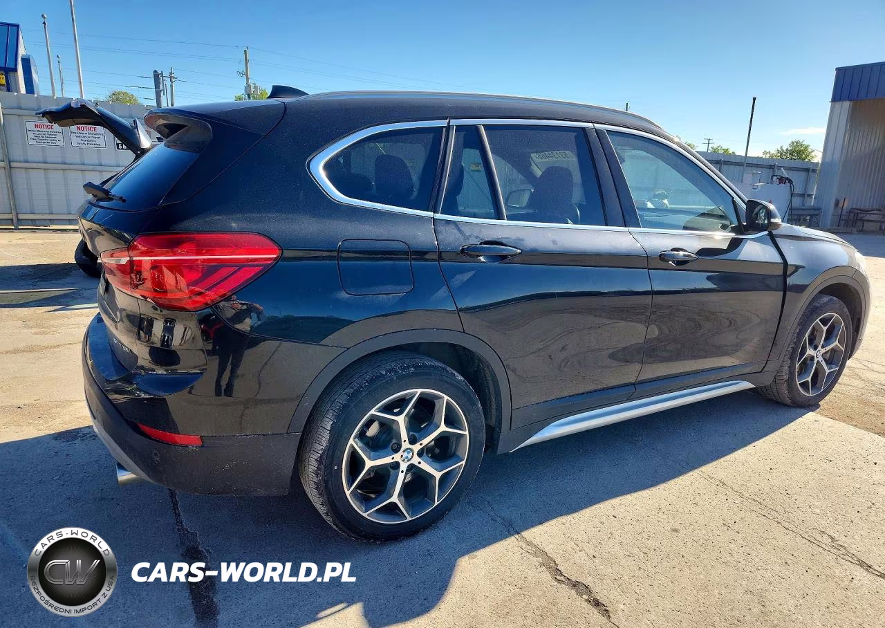 2019 BMW X1 Sdrive28I VIN:WBXHU7C58K5L10929 - 3