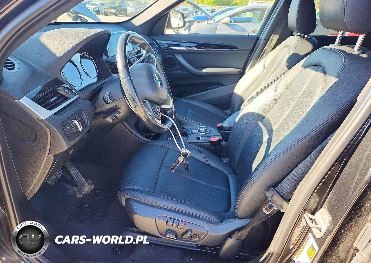 2019 BMW X1 Sdrive28I VIN:WBXHU7C58K5L10929 - 7