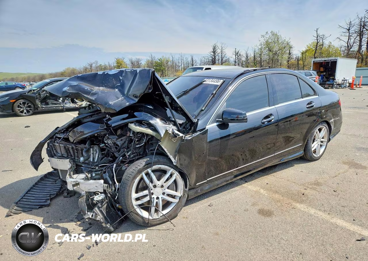 2013 Mercedes-Benz C 300 4Matic