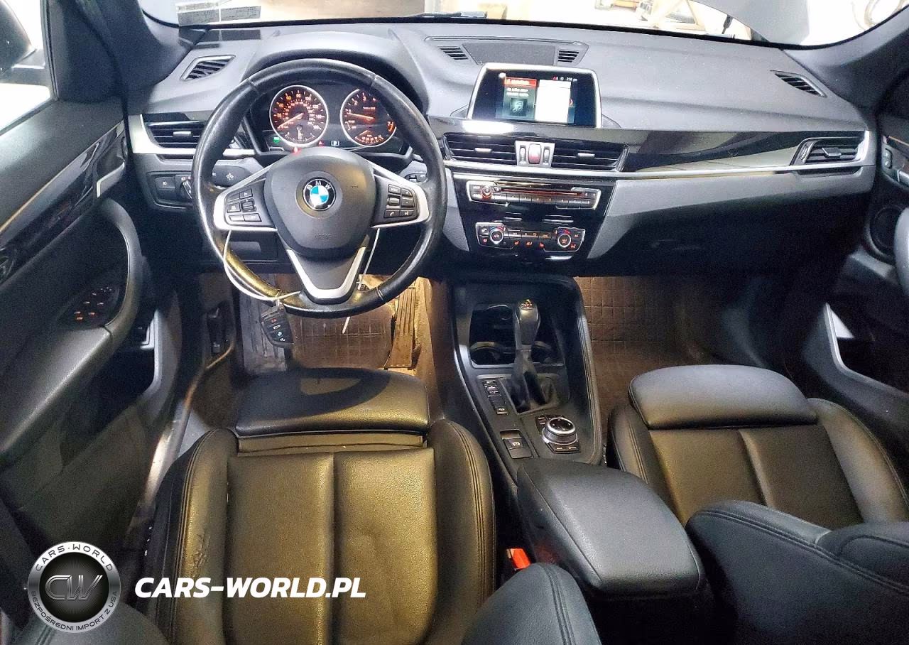 2018 BMW X1 xDrive28I VIN:WBXHT3C32J5K30941 - 8