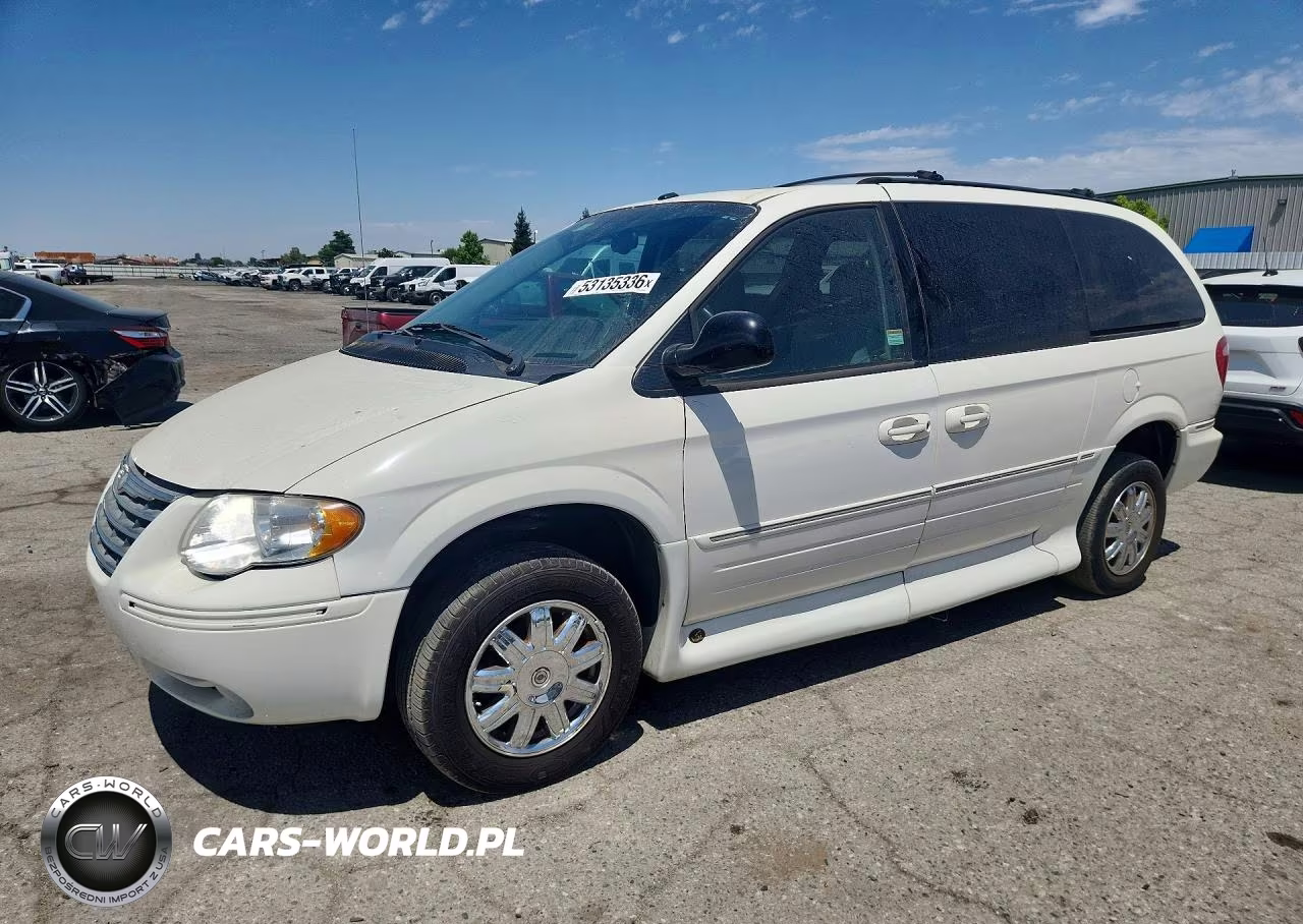 2007 Chrysler Town & Country Limited