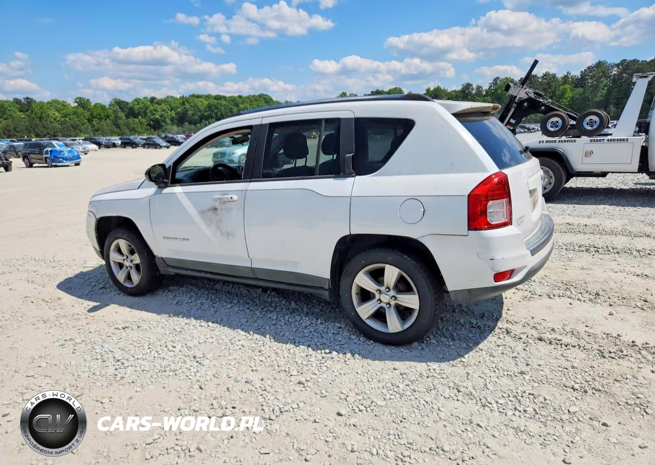 2011 Jeep Compass Sport VIN:1J4NT1FB1BD260778 - 2
