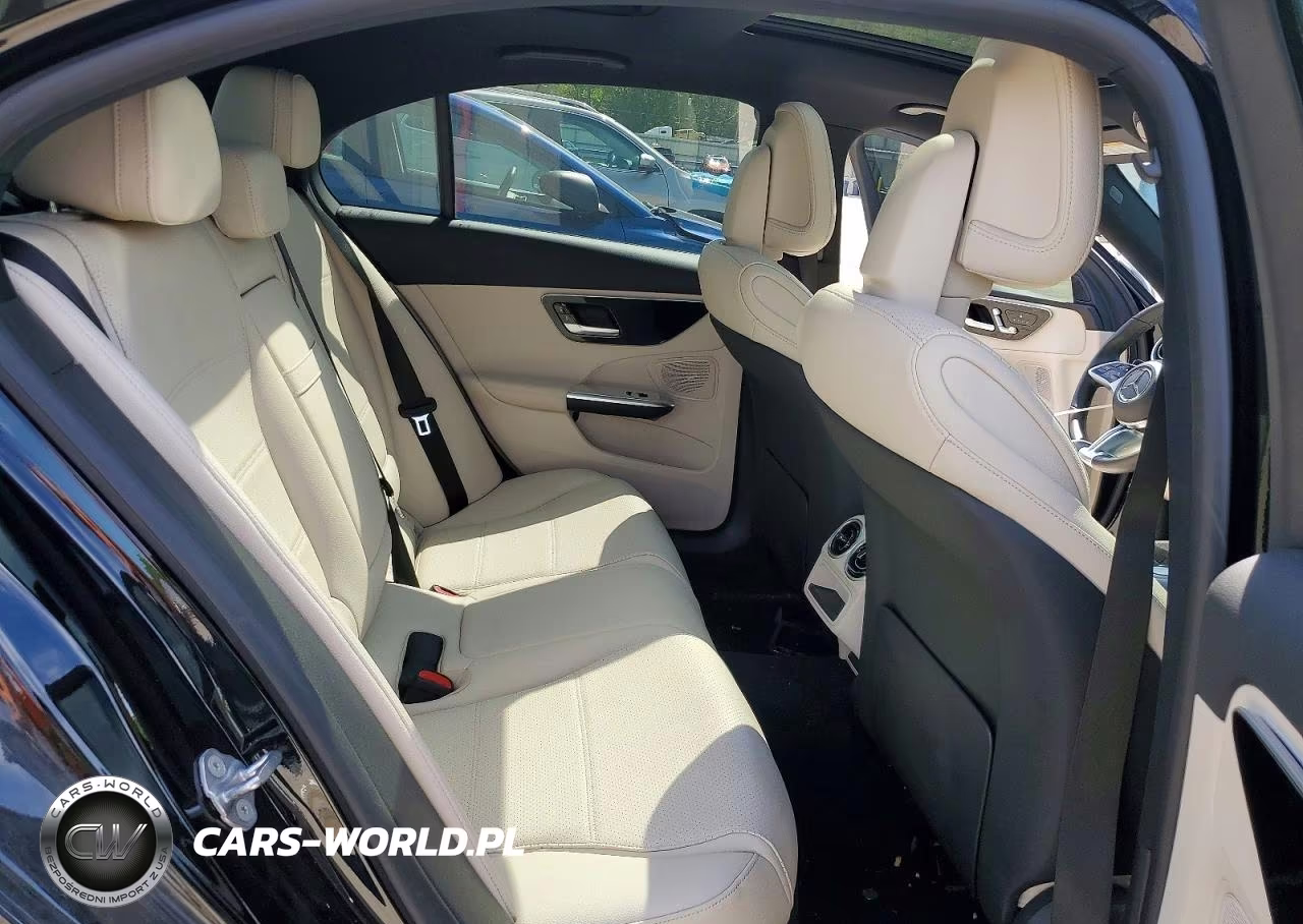 2023 Mercedes-Benz C 300 4Matic VIN:W1KAF4HB6PR126472 - 10