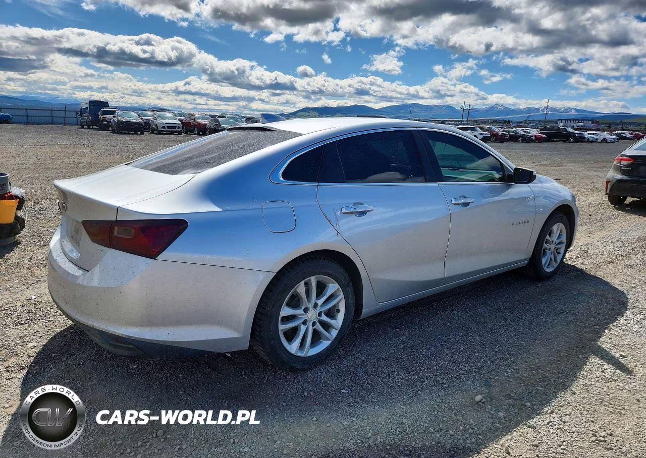 2018 Chevrolet Malibu Lt VIN:1G1ZD5ST6JF281440 - 3