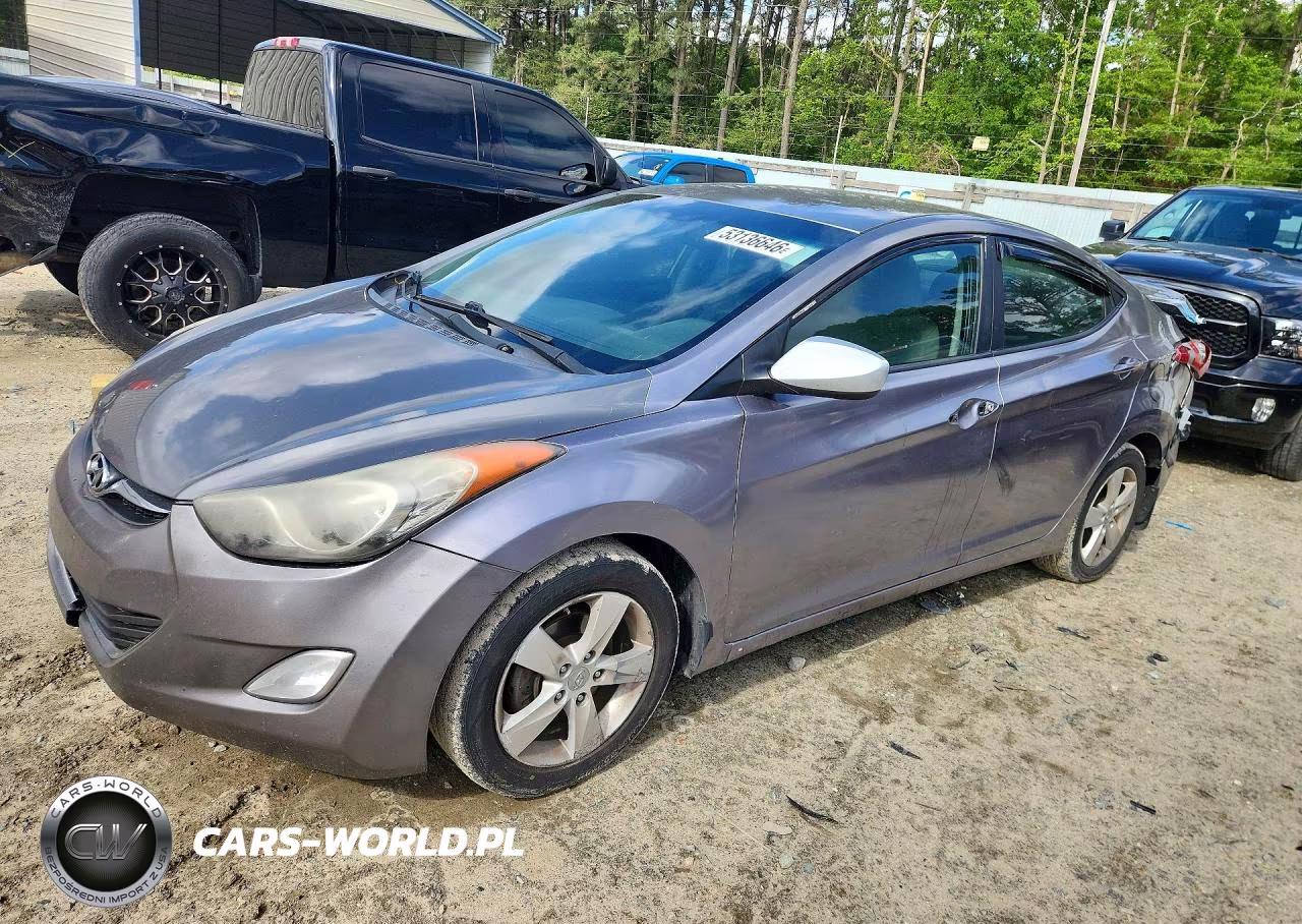 2013 Hyundai Elantra – zdjęcie 1 z 12