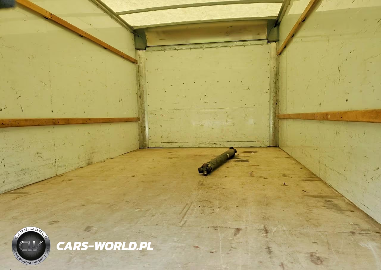 2021 GMC Savana Box Truck VIN:7GZ37TC73MN013372 - 10