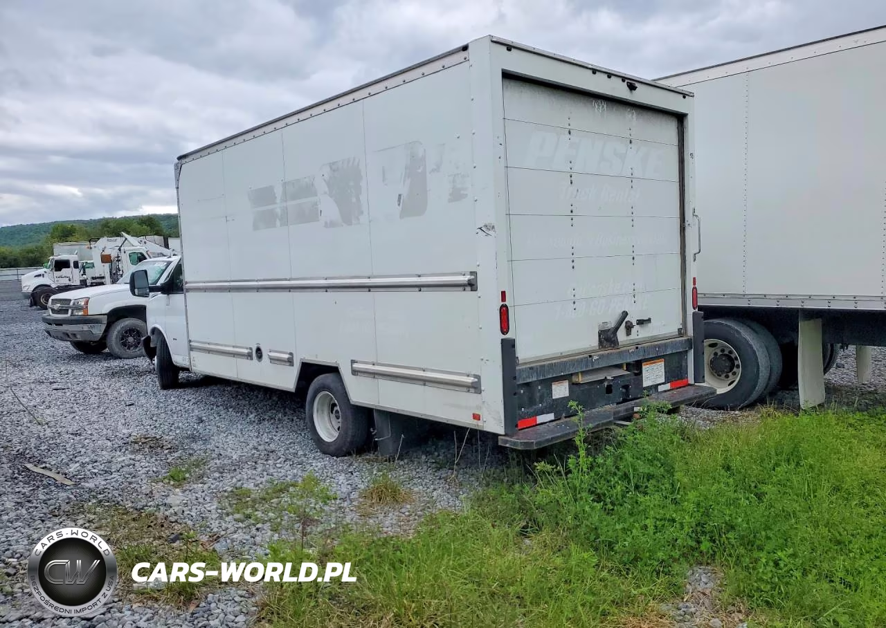 2021 GMC Savana Box Truck VIN:7GZ37TC73MN013372 - 2