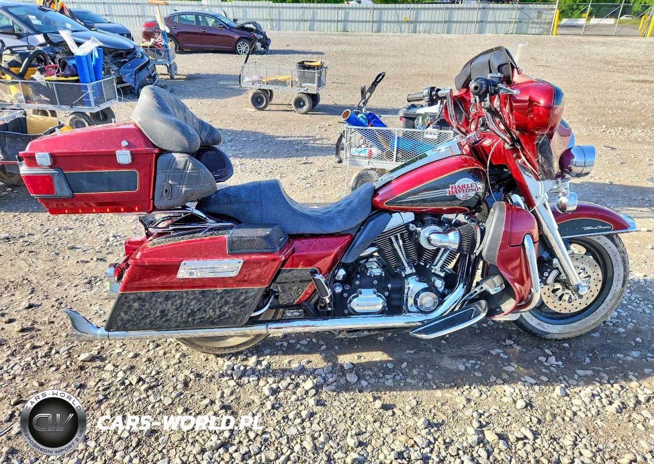 2007 Harley Davidson Flhtcui