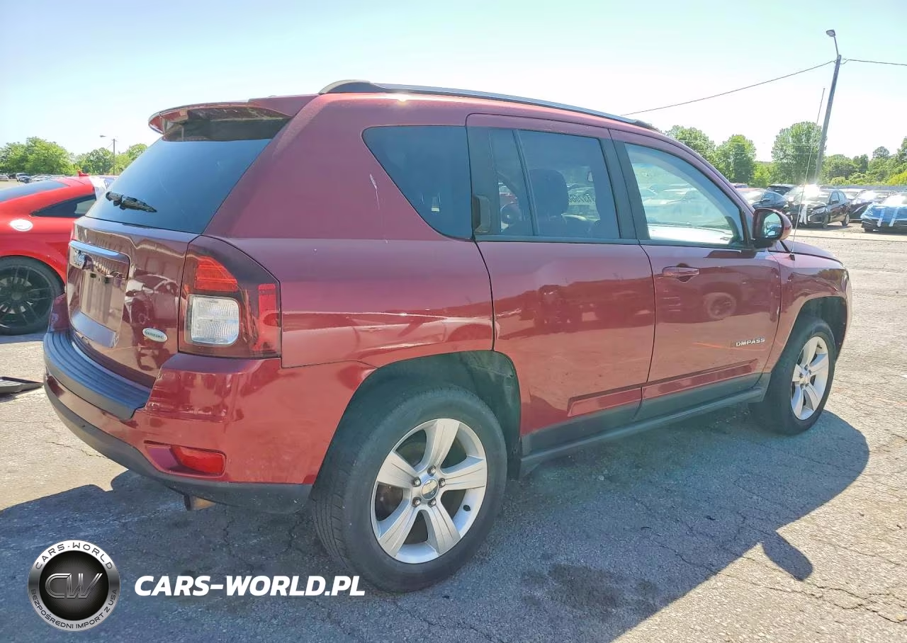 2016 Sterling Compass Latitude VIN:1C4NJDEB1GD631010 - 3