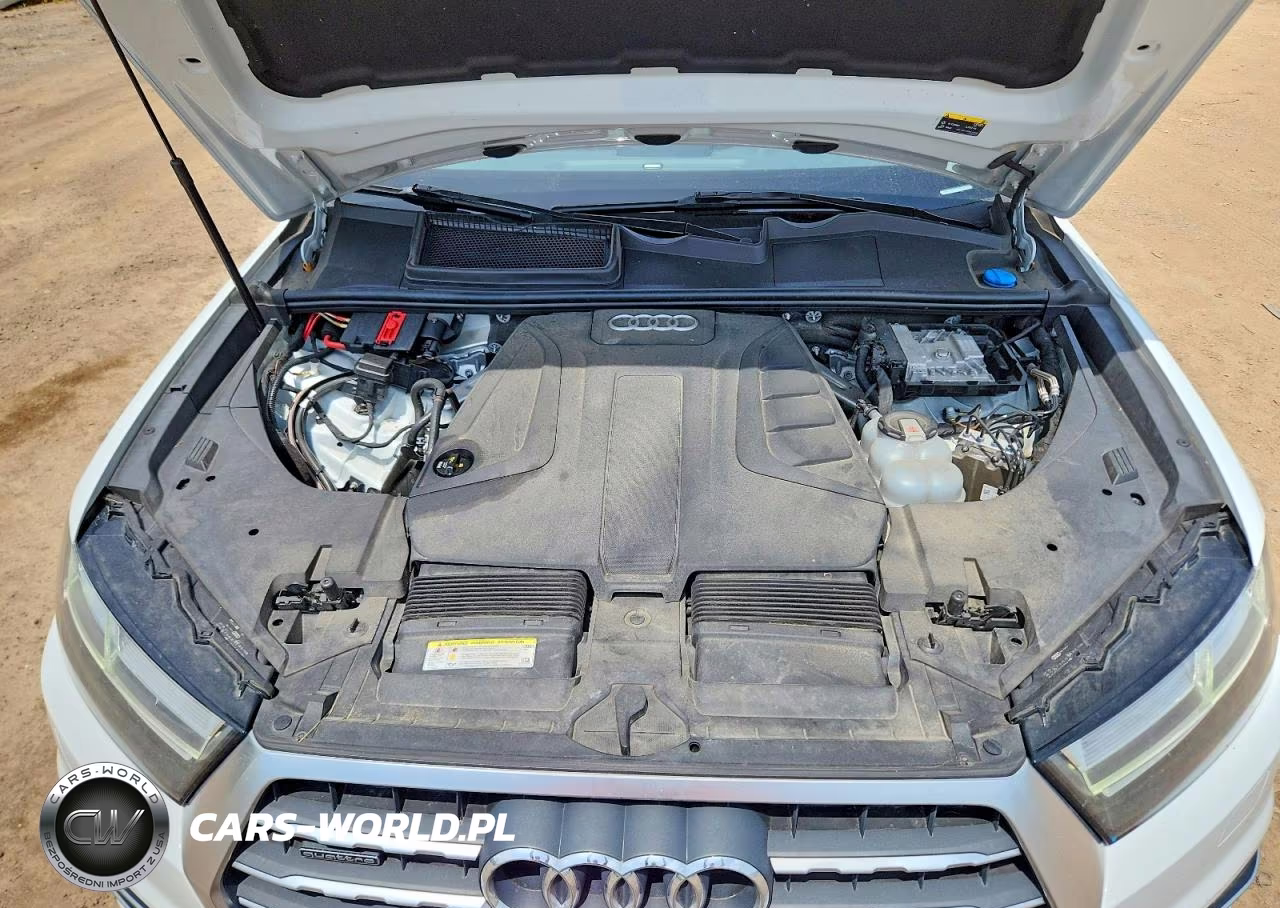 2019 Audi Q7 Premium Plus VIN:WA1LHAF71KD024183 - 12