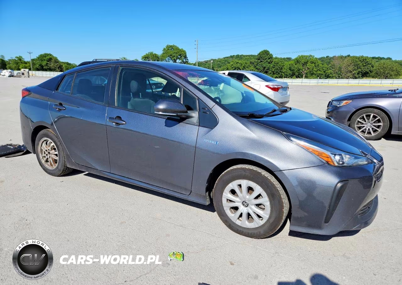 2021 Toyota Prius L Eco VIN:JTDKAMFU9M3143945 - 4