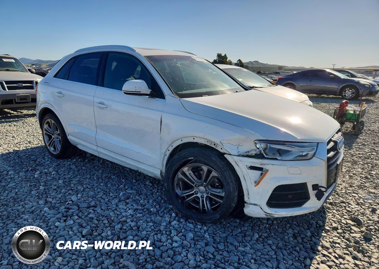 2016 Audi Q3 Premium Plus VIN:WA1BFCFS7GR024801 - 4