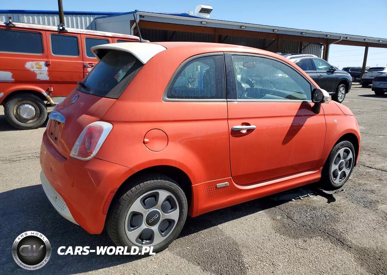2015 Fiat 500 Electric VIN:3C3CFFGE0FT656991 - 3