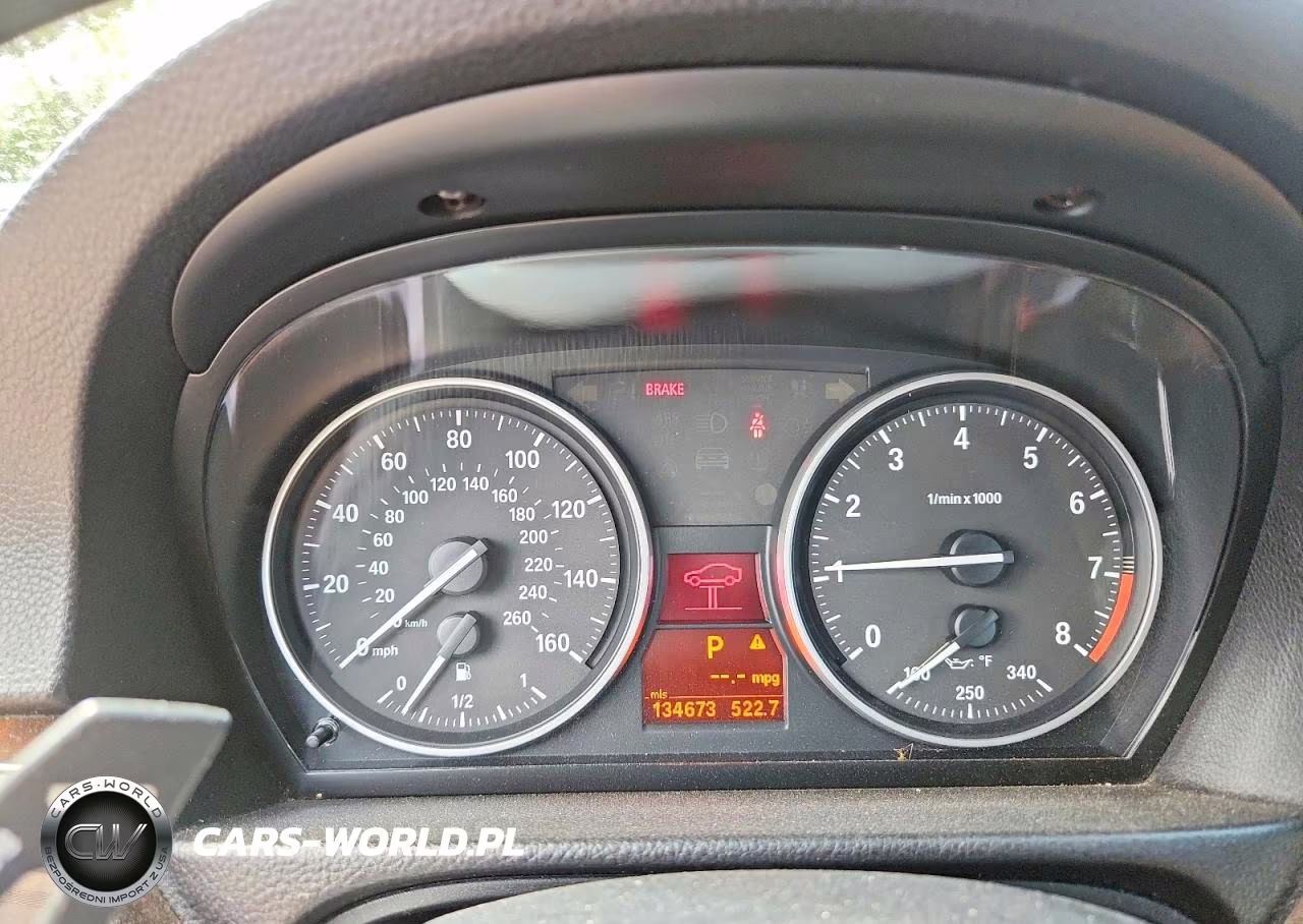 2011 BMW 335 I VIN:WBAPM5C55BE577374 - 9