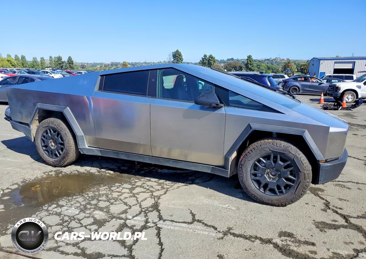 2024 Tesla Cybertruck VIN:7G2CEHEE8RA051918 - 4