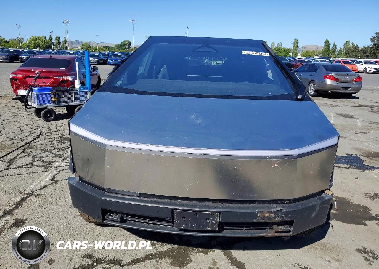 2024 Tesla Cybertruck VIN:7G2CEHEE8RA051918 - 5