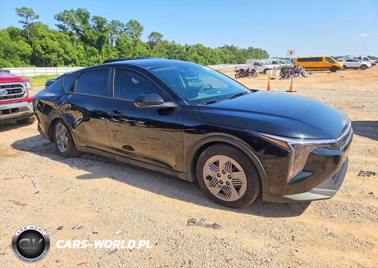 2025 Kia K4 Lx VIN:3KPFT4DE3SE136812 - 4