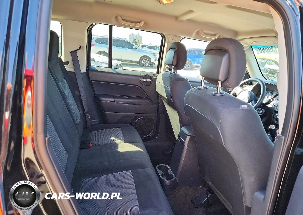 2016 Jeep Patriot Sport VIN:1C4NJPBB5GD629332 - 11