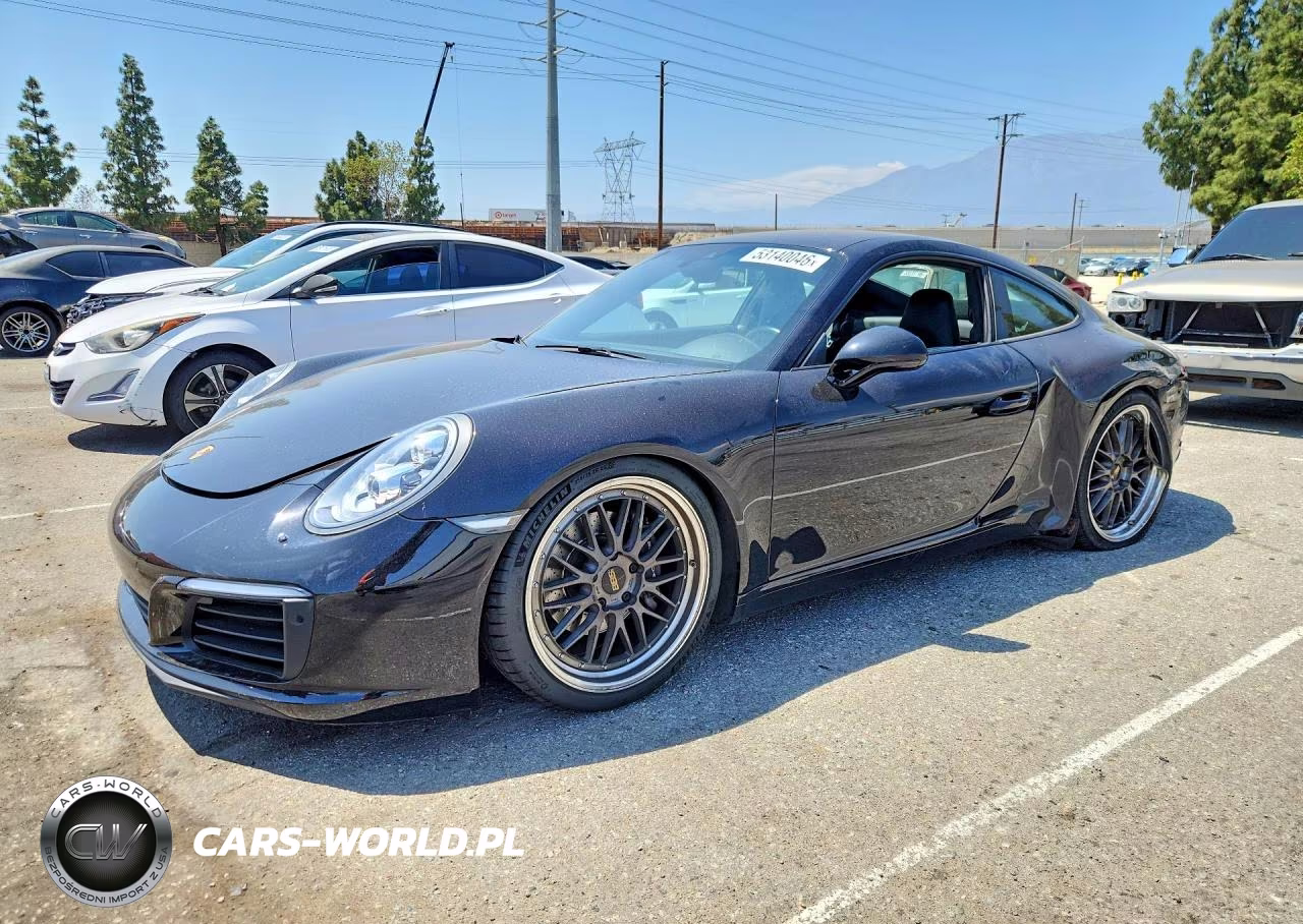 2017 Porsche 911 Carrera