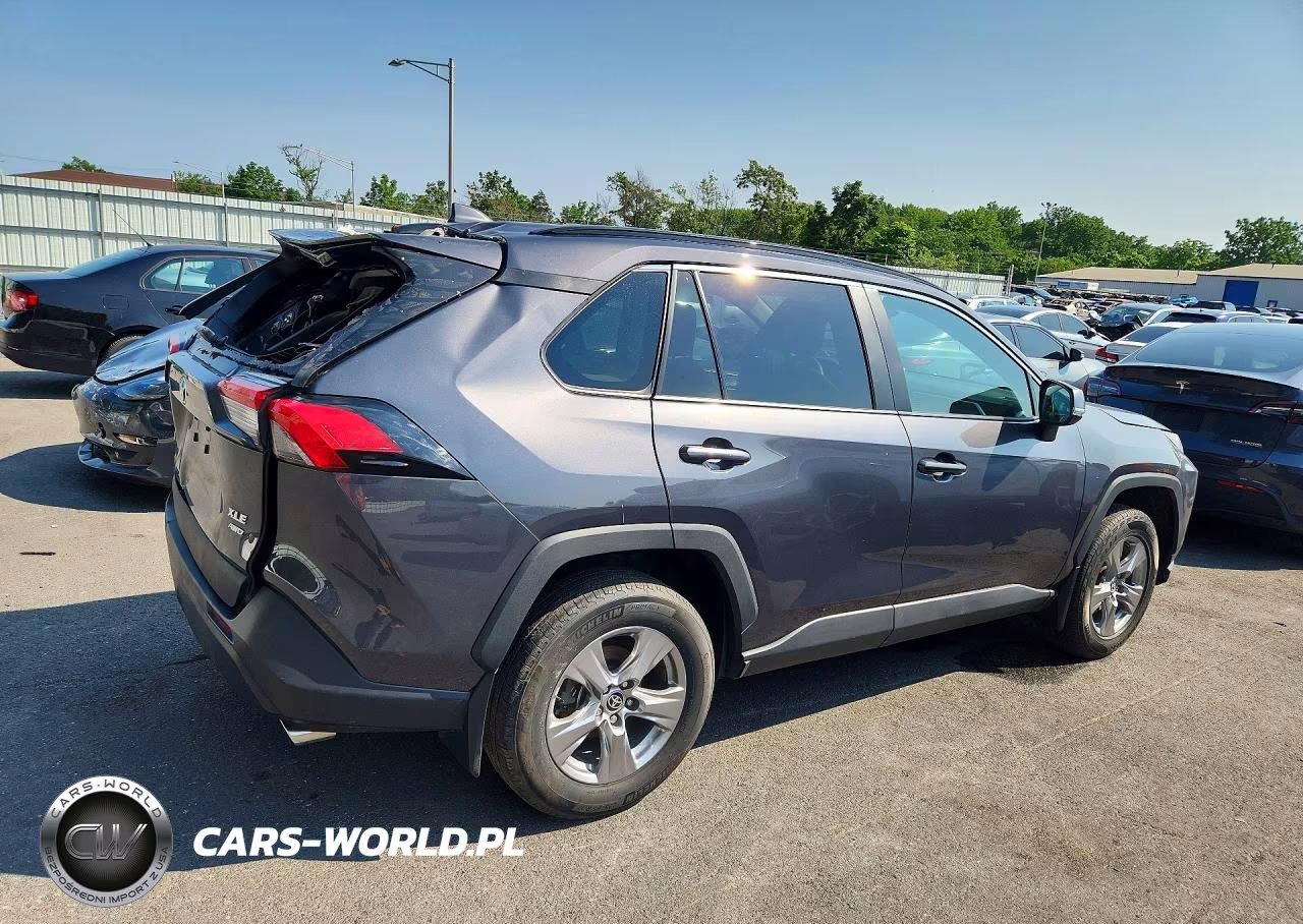 2025 Toyota Rav4 Xle VIN:2T3P1RFV7SW503199 - 3