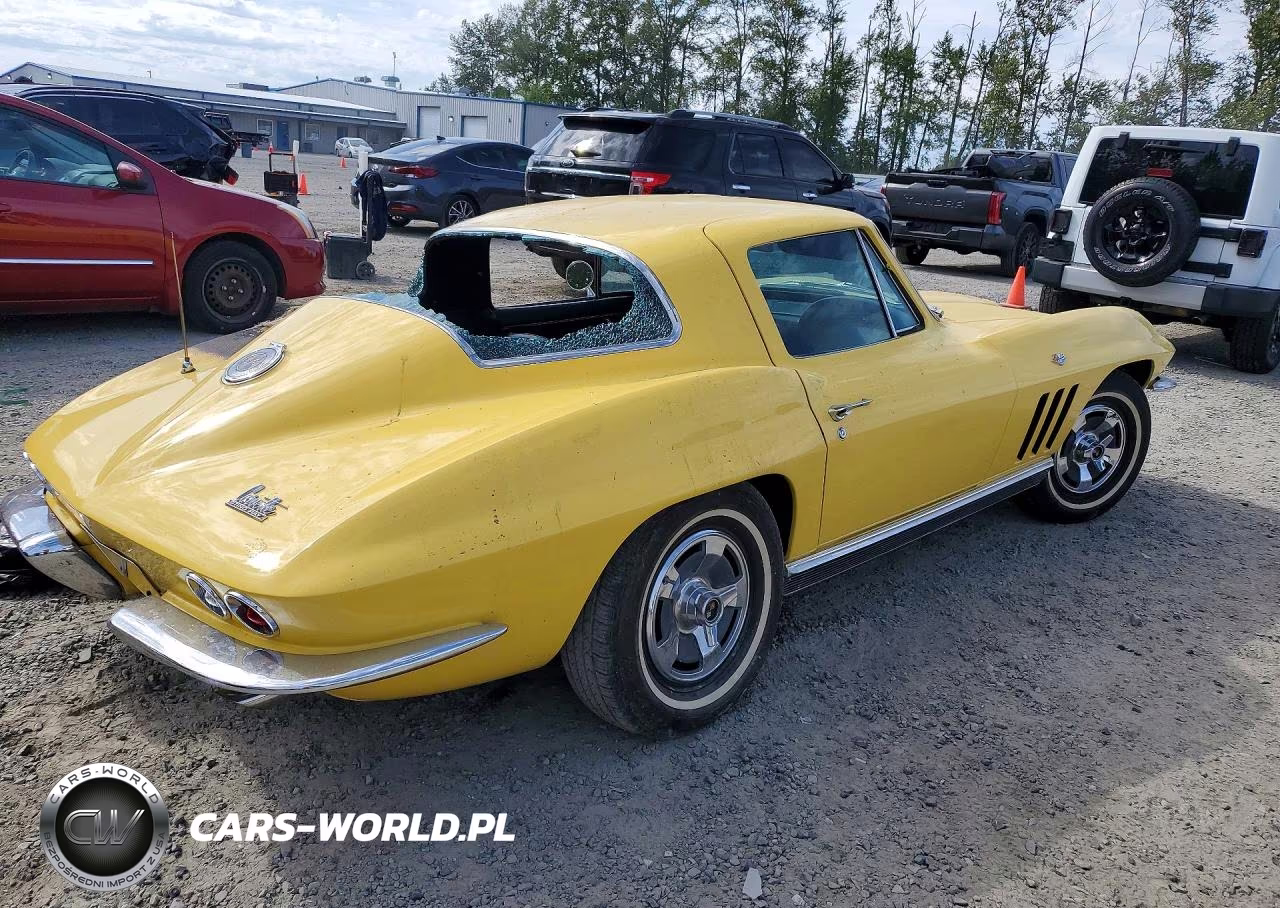 1966 Chevrolet Corvette VIN:194376S103344 - 3