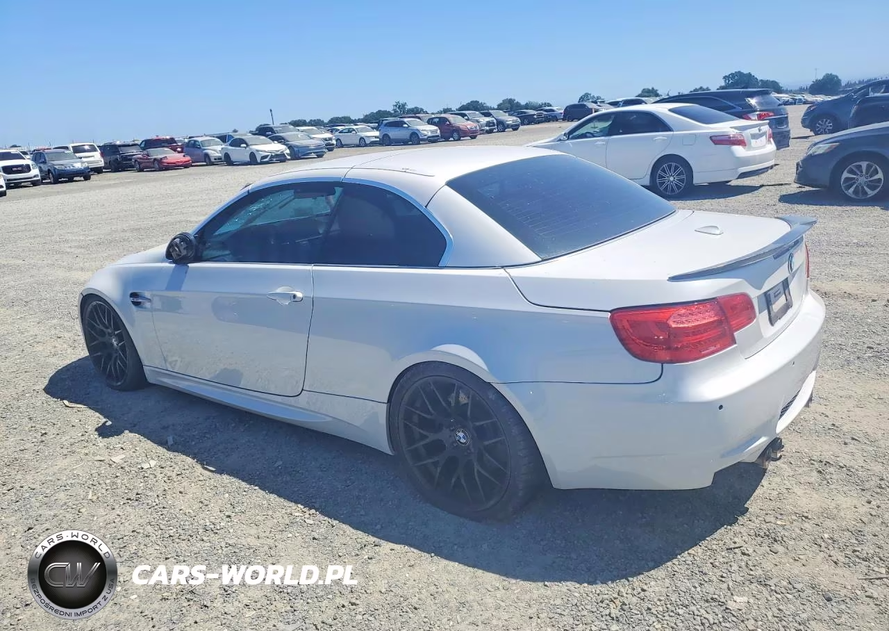 2011 BMW M3 VIN:WBSDX9C56BE585254 - 2