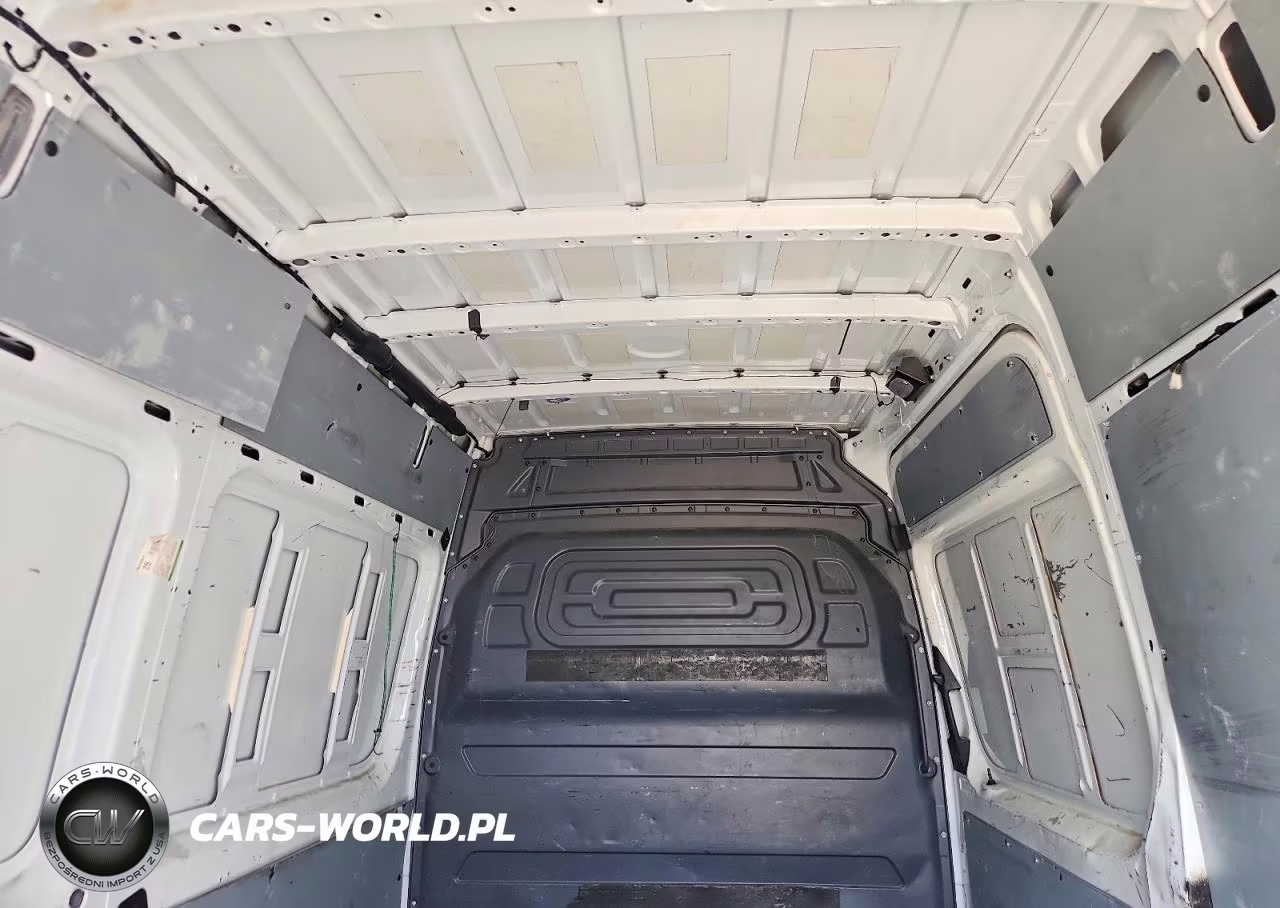2019 Mercedes-Benz Sprinter 2500 VIN:WD3PF0CDXKT010946 - 10