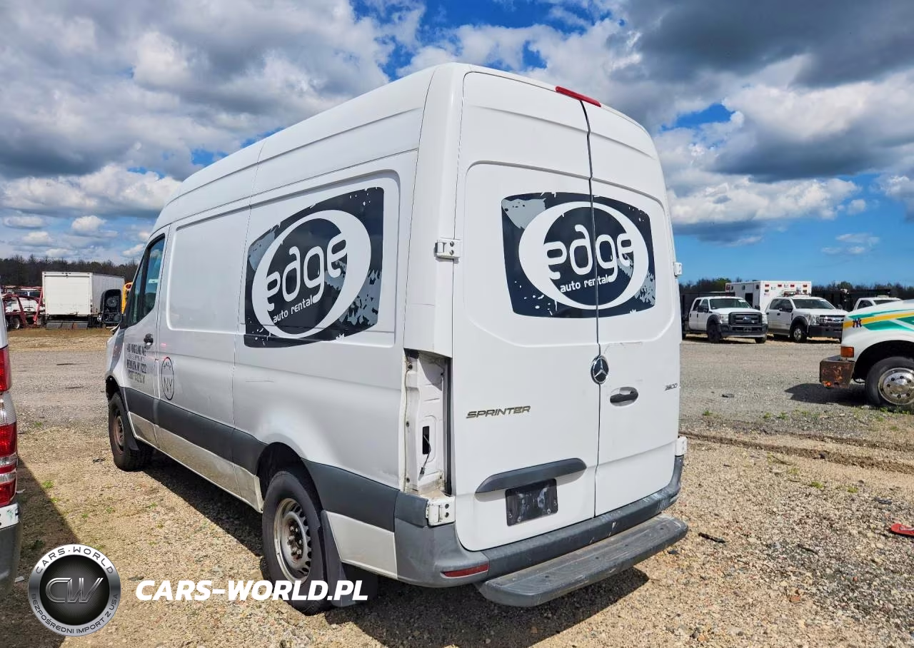 2019 Mercedes-Benz Sprinter 2500 VIN:WD3PF0CDXKT010946 - 2