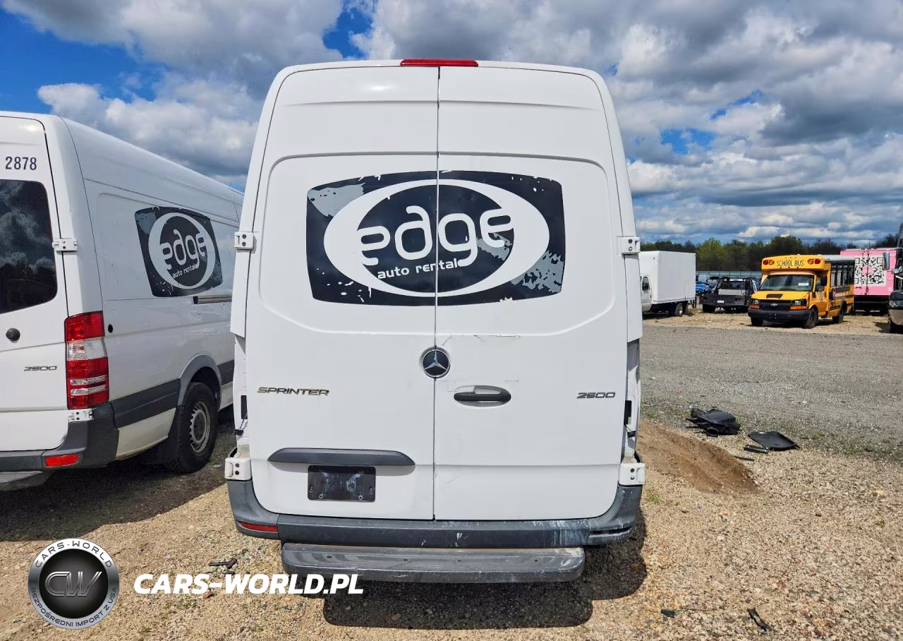2019 Mercedes-Benz Sprinter 2500 VIN:WD3PF0CDXKT010946 - 6