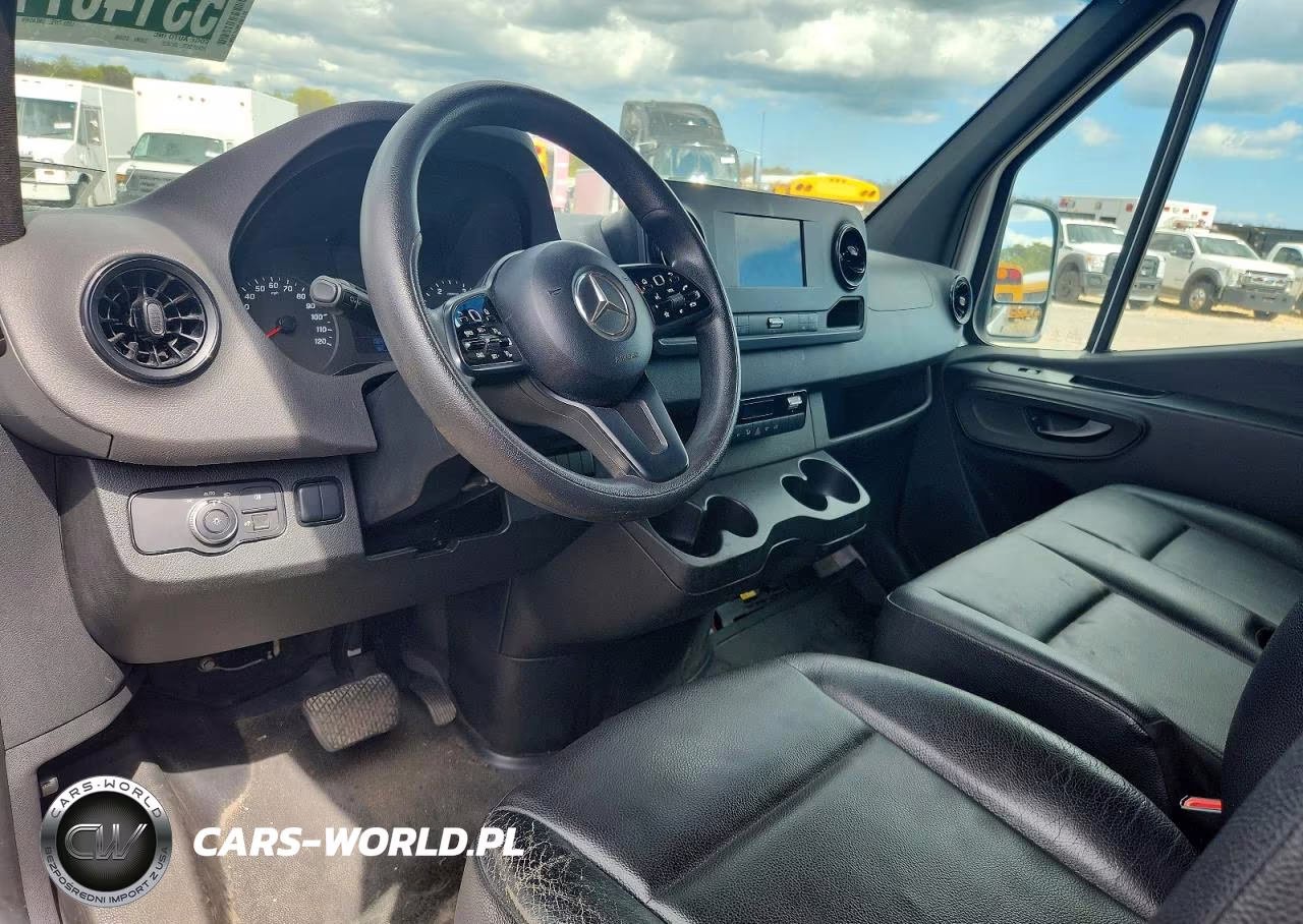2019 Mercedes-Benz Sprinter 2500 VIN:WD3PF0CDXKT010946 - 8