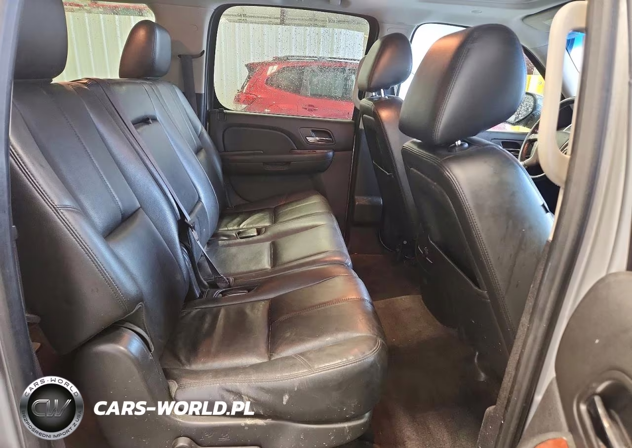 2013 Chevrolet Suburban K1500 Lt VIN:1GNSKJE74DR186049 - 11